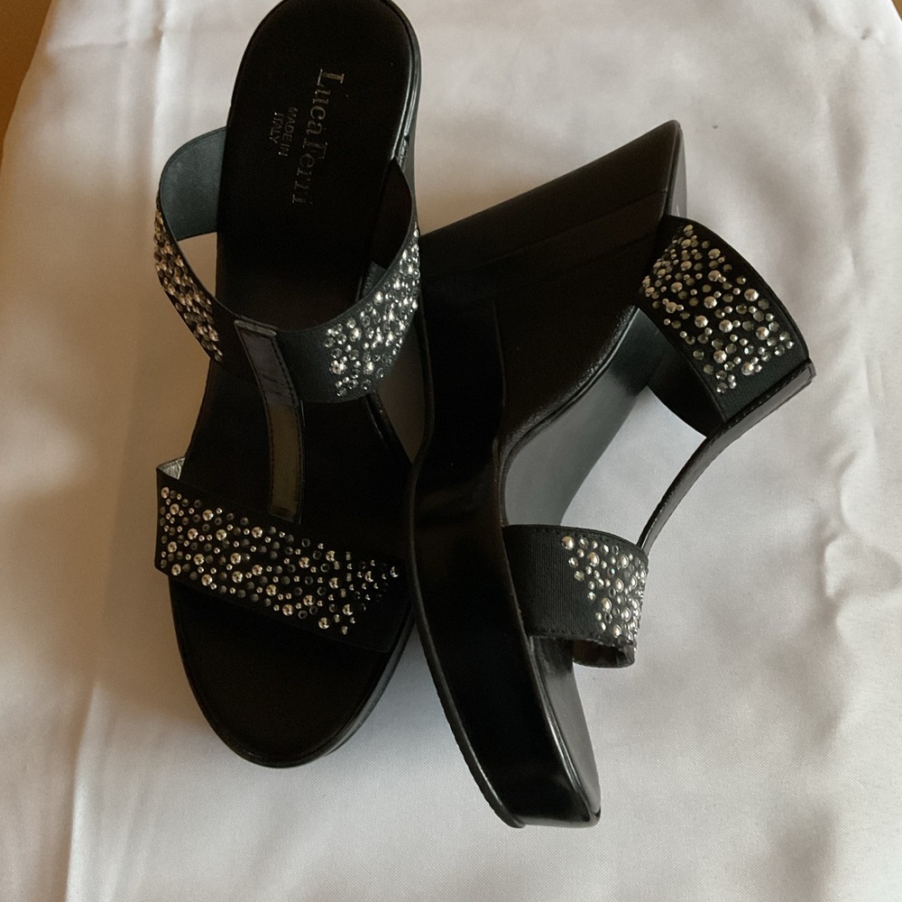 LUCA FERRI Black and Silver Sandals with Strappy Details size 8.5